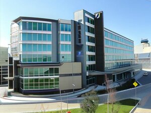 Гостиница The Grand Winnipeg Airport Hotel by Lakeview