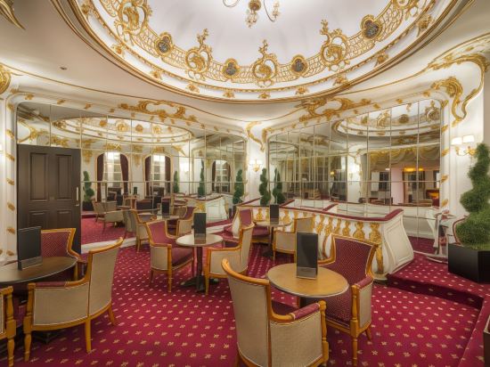 Фото Grand Royale London Hyde Park