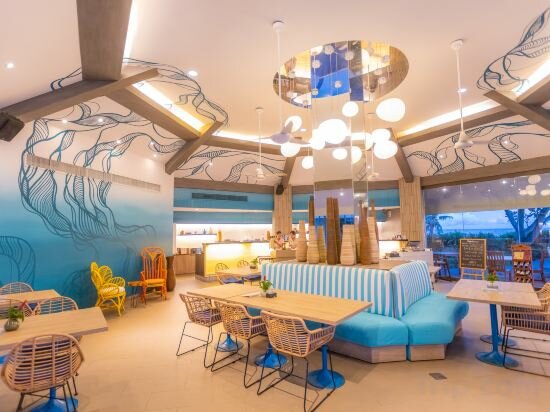 Фото Novotel Rayong Rim Pae Resort