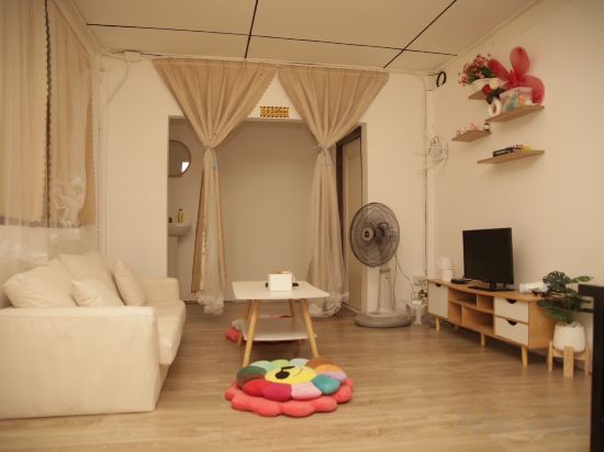 Фото Friend's House Arak