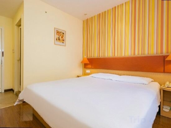 Hotel Home Inn (Chengdu IFS Chunxi Road Subway Station Branch), Chengdu, photo