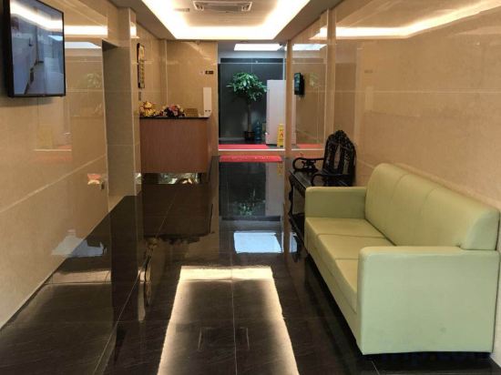 Фото Zhuhai Lian Fa Hotel