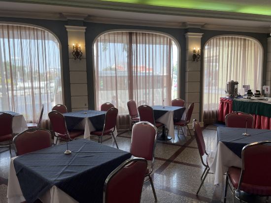 Фото Royal Rattanakosin Hotel