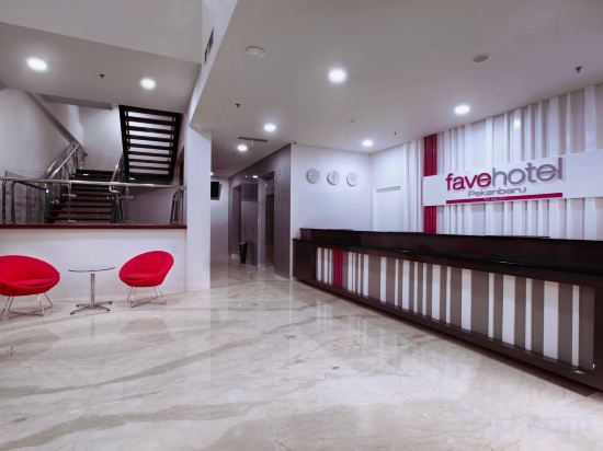 Фото Отель Favehotel Sudirman