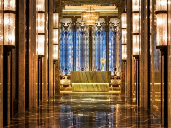 Фото Wanda Reign Chengdu