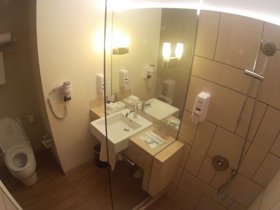 Фото Holiday Inn Express Jakarta Pluit Citygate, an Ihg Hotel