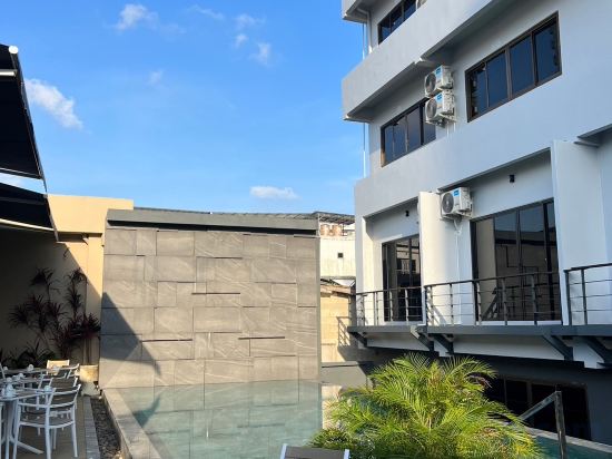 Фото Karon Boutique