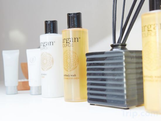 Фото Maya Caprice Boutique Hotel & SPA