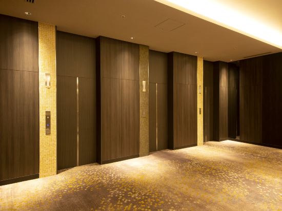 Фото Keihan Kyoto Hachijoguchi