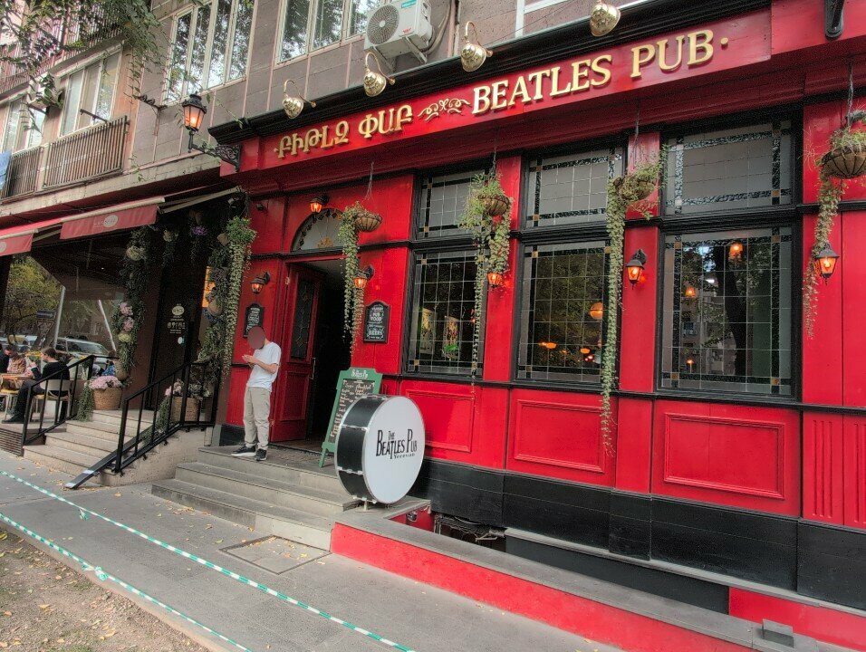 Pub The Beatles, Yerevan, photo