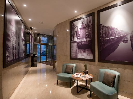 Фото Duomo Hotel & Apartments