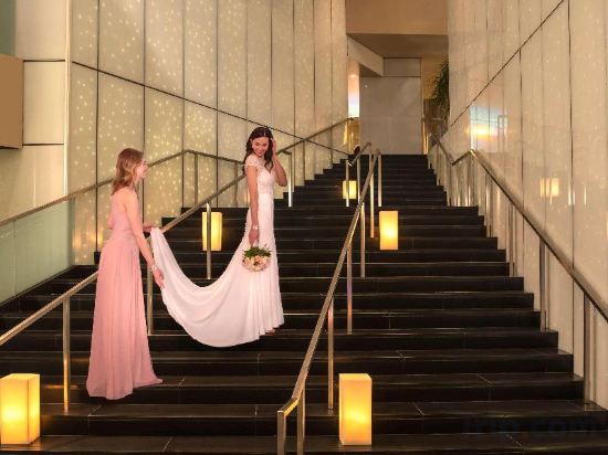 Фото Sofitel Chicago Magnificent Mile