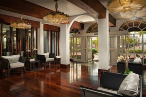 Гостиница The Spanish Court Hotel