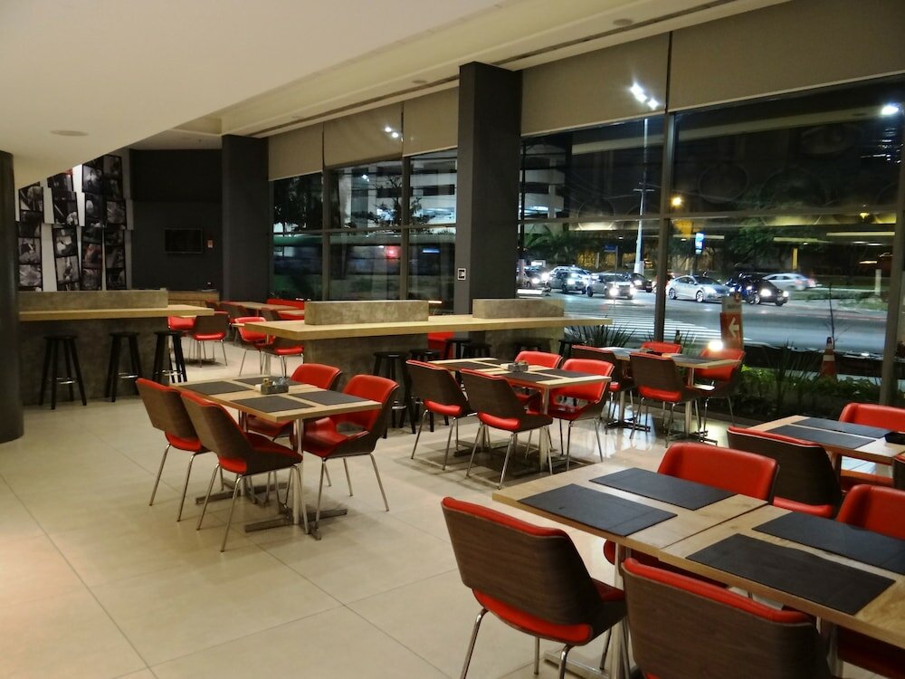 Фото Ibis Santos Valongo