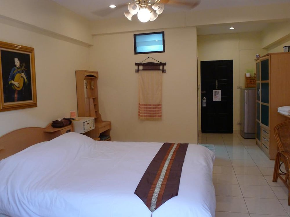 Фото Metro Apartments