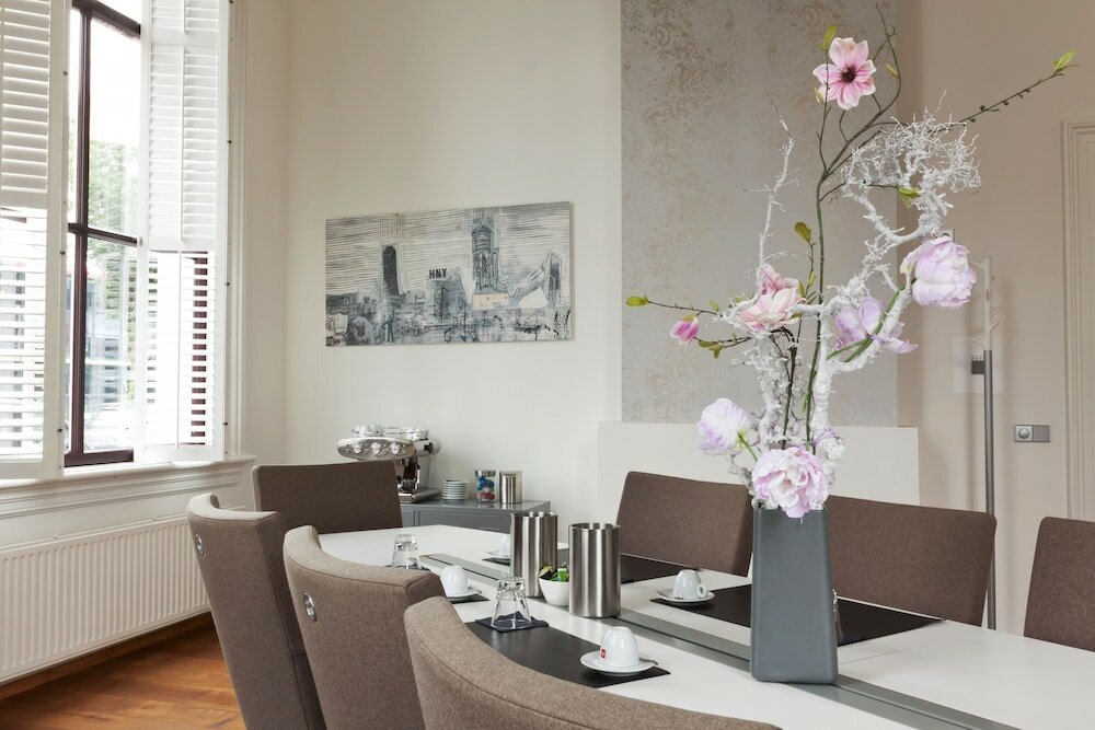 Фото Suite Hotel Pincoffs Rotterdam