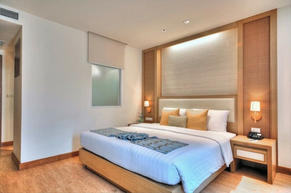 Фото Ashlee Plaza Patong Hotel & Spa