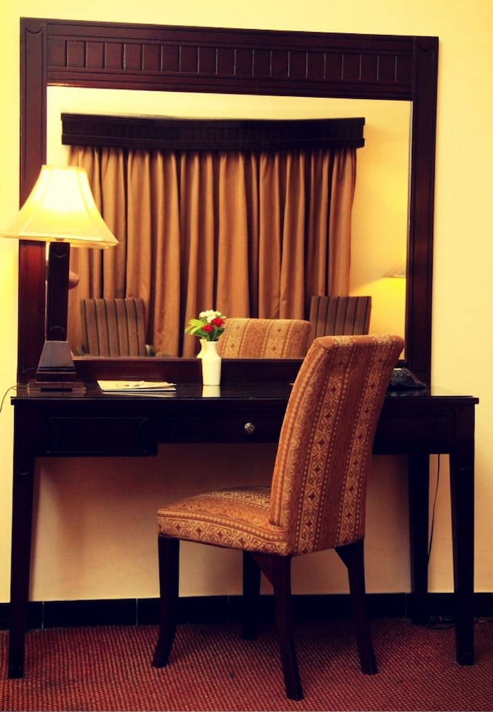 Фото Bravo Suites Hotel