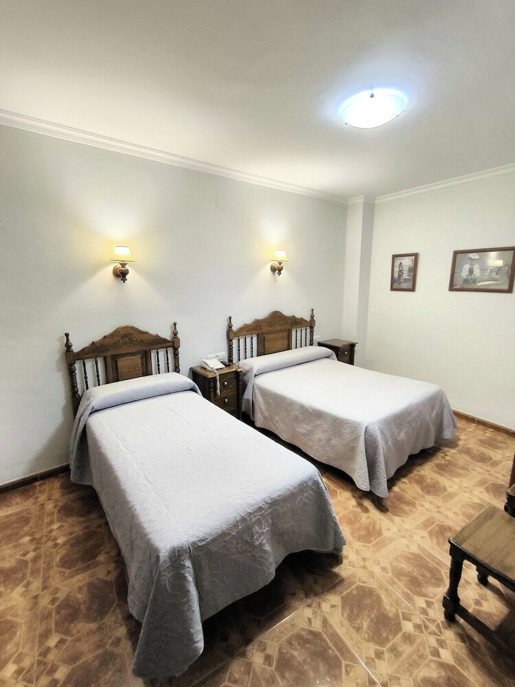 Фото Hostal Bellido