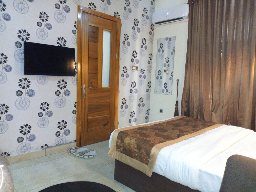 Фото Bana Hotel & Suites