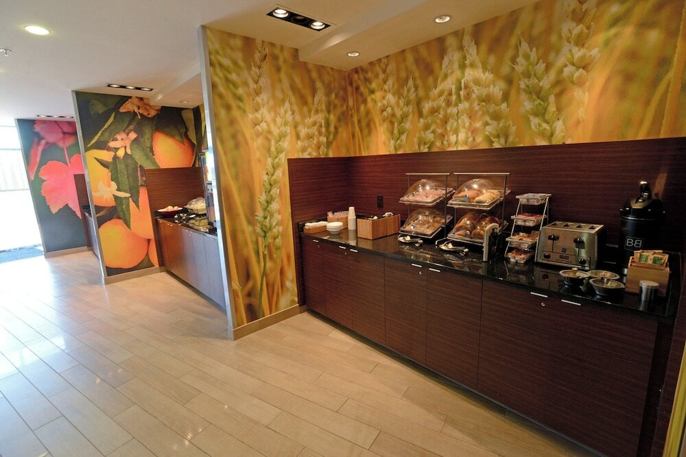 Фото Fairfield Inn & Suites Bowling Green