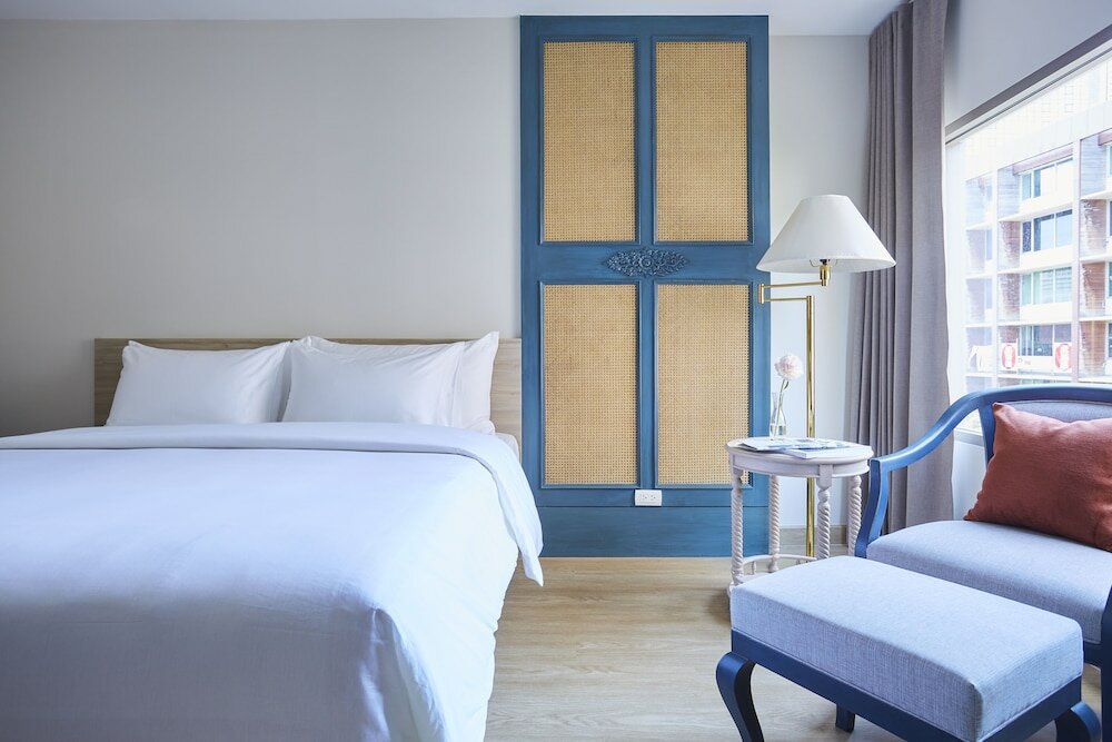 Фото Отель 56 Surawong Hotel Bangkok