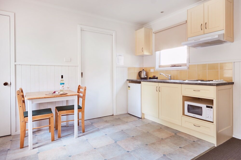 Фото Lorne Foreshore Caravan Park