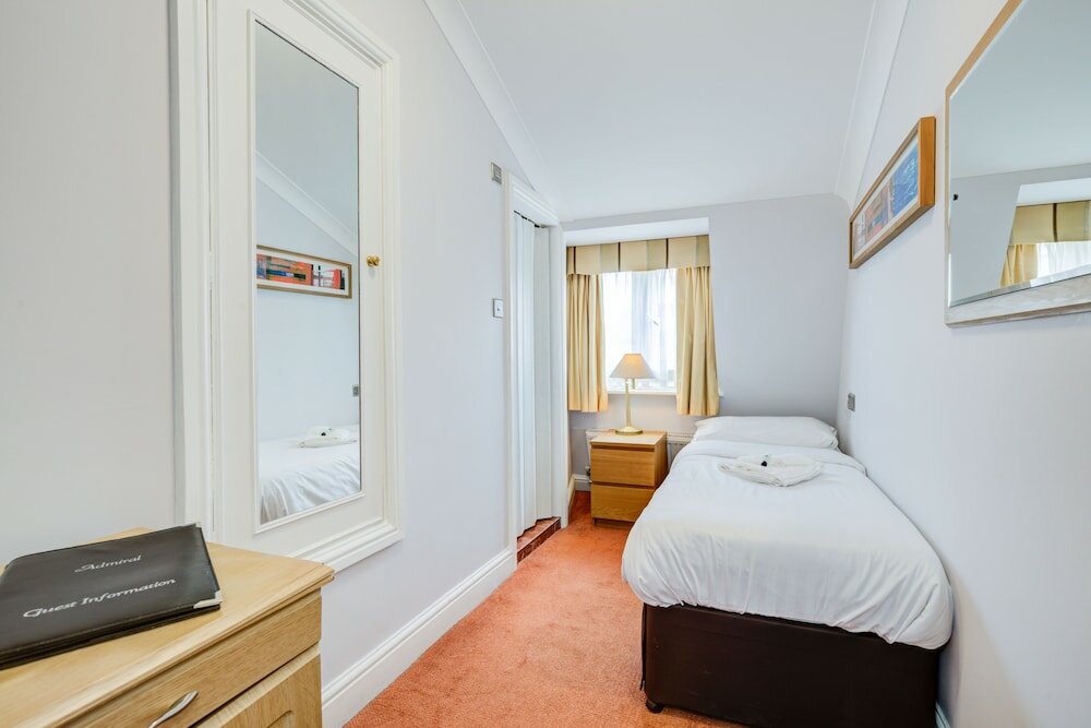 Фото Kingsway Park Hotel at Park Avenue