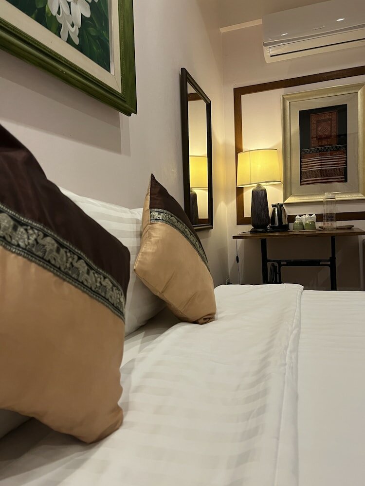 Фото Pha Thai House