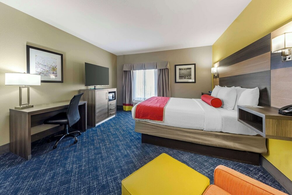 Фото Best Western Plus Midwest City Inn & Suites