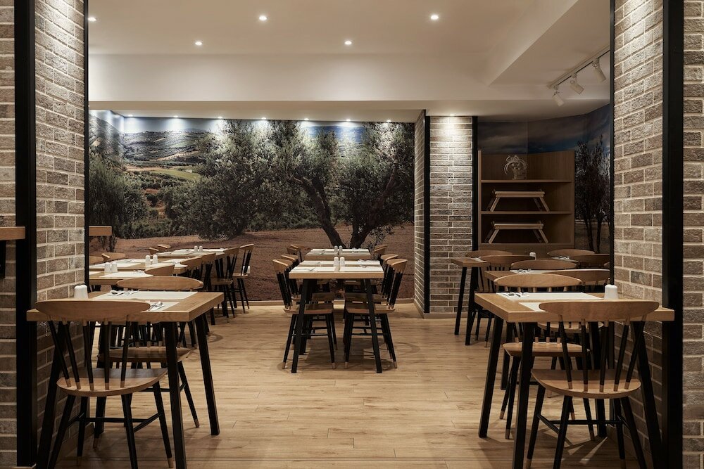 Фото Olive Green Hotel