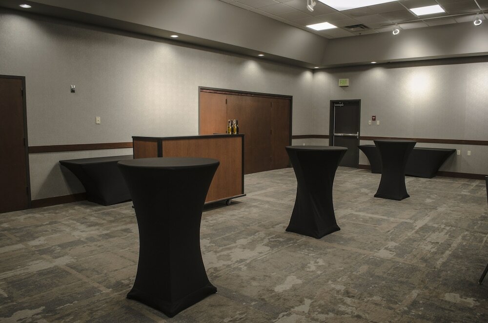 Фото Holiday Inn Fargo, an Ihg Hotel