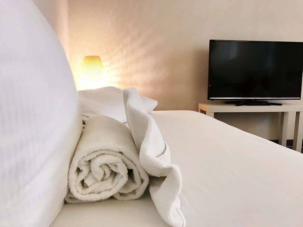 Фото Inside Five City Apartments