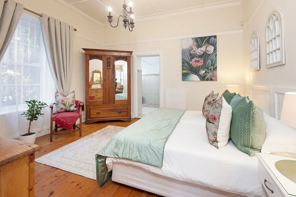 Фото Cliff Cottage