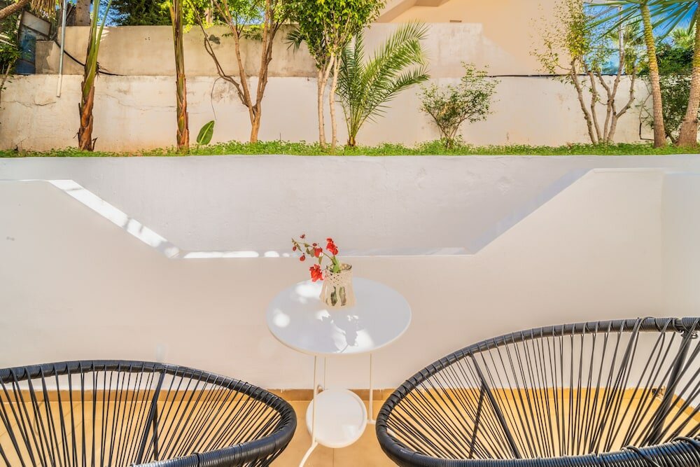 Фото Mistral Hotel - Adults Only