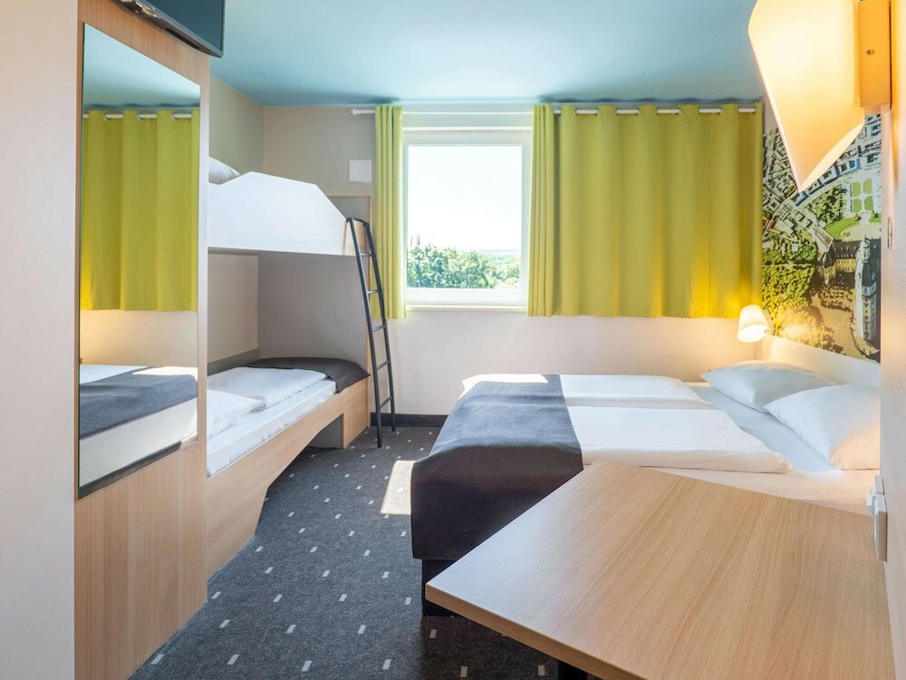 Фото B&b Hotel Karlsruhe