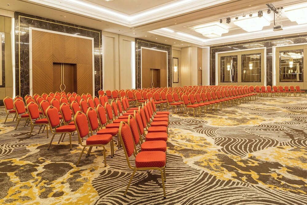 Фото Sheraton Bishkek