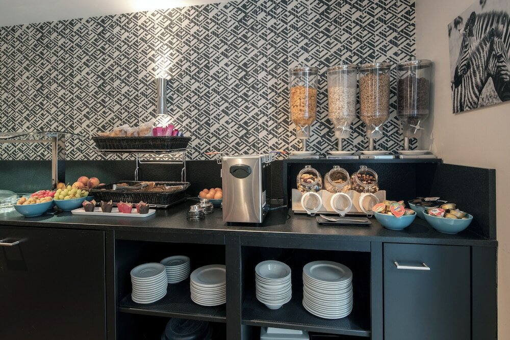 Фото The Pax Hotel