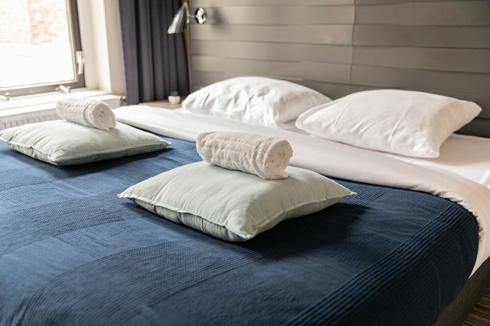 Фото The Happy Traveler