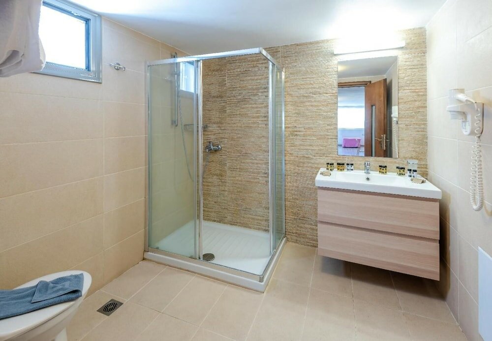 Фото Hotel Triton