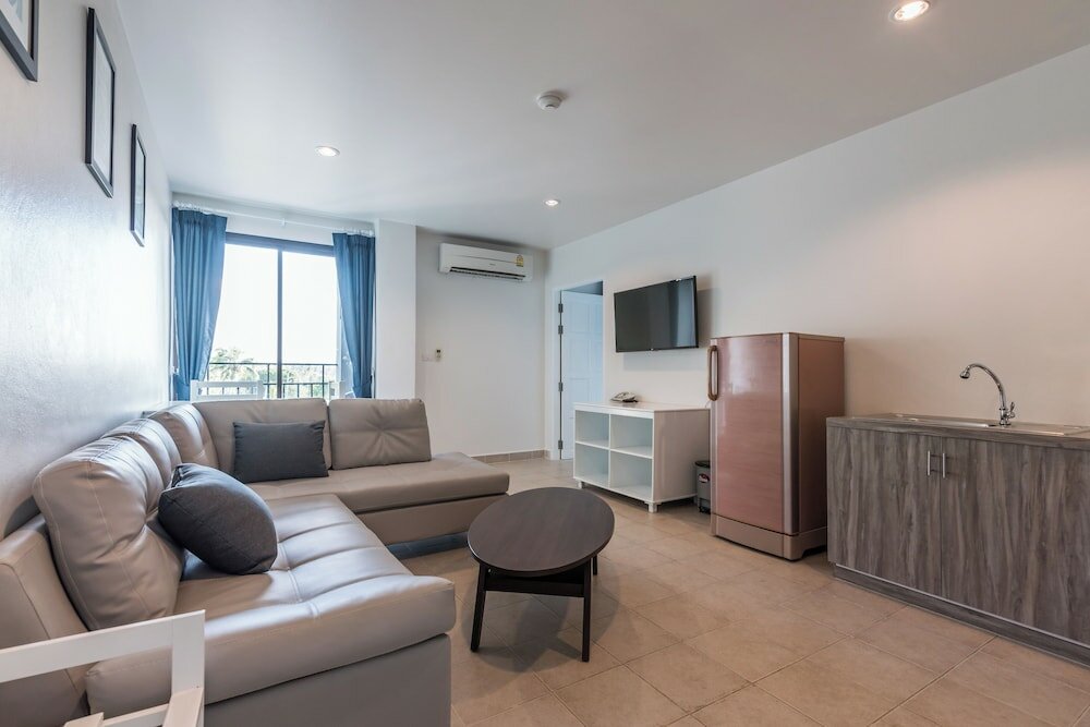 Фото Maikhao Hotel 