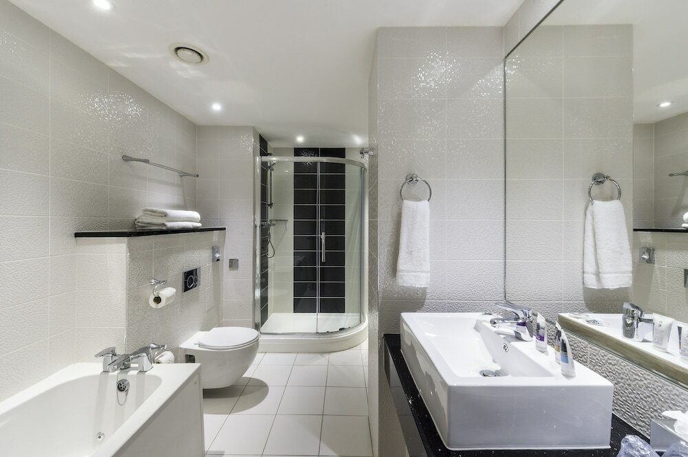 Фото Mercure St Helens