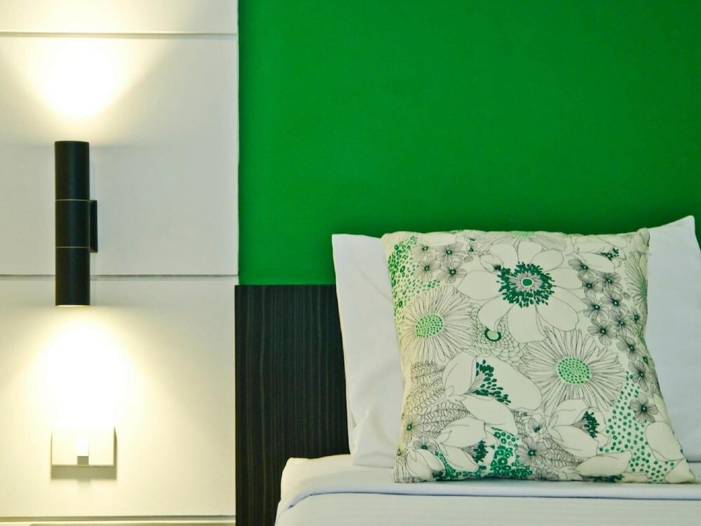 Фото Di Place Hotel