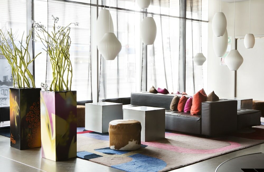 Фото Comfort Hotel Square