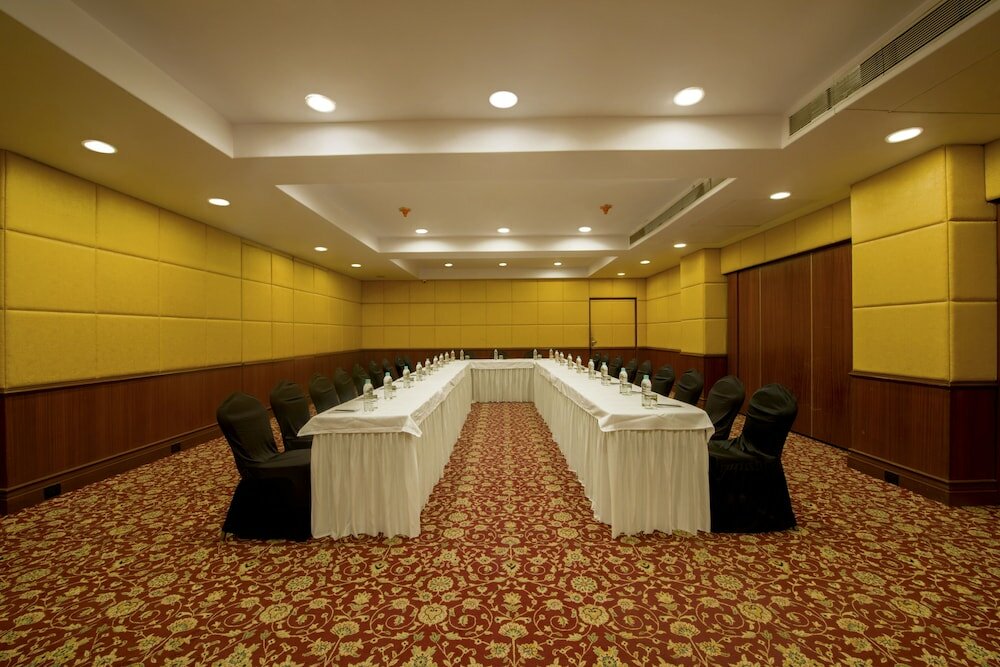 Фото Hotel Parle International