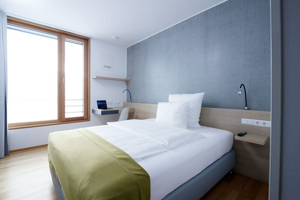 Фото Dekra Congresshotel Wart