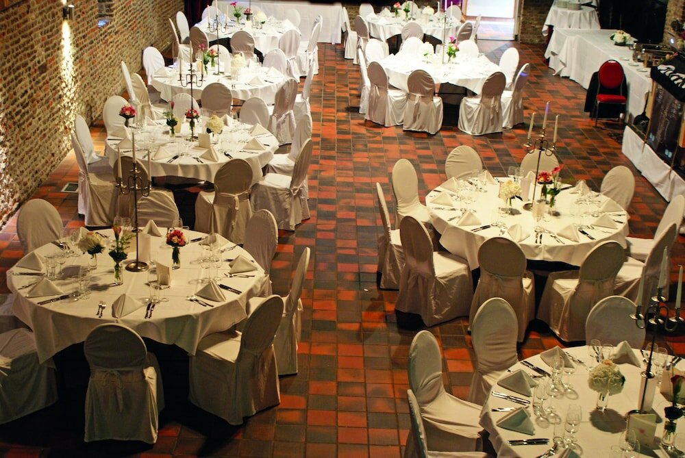 Фото Fletcher Hotel-Restaurant Kasteel Erenstein