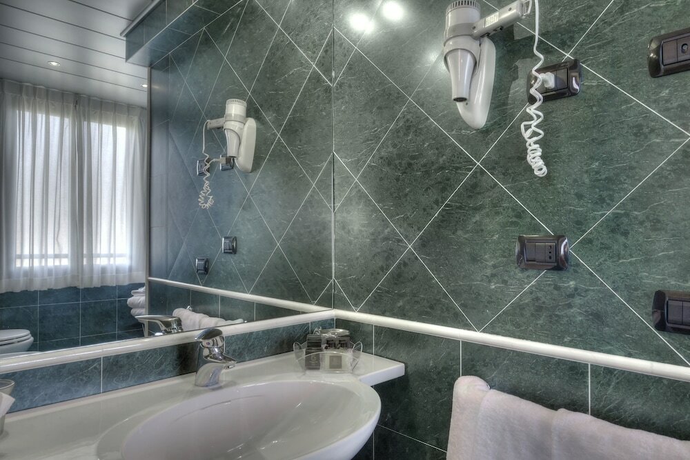 Фото Central Park Hotel Modena