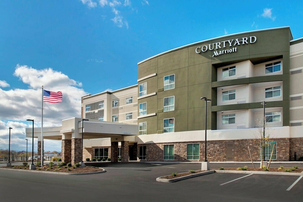 Hotel Courtyard by Marriott Schenectady at Mohawk Harbor, Schenectady, photo