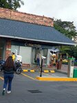 Mac Pollo (Bogotá, Usaquén, Avenida Calle 147, 17-95), cafe